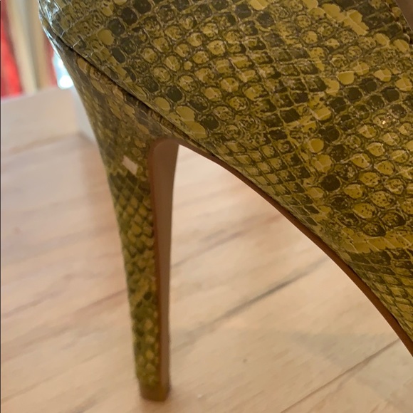 Colin Stuart  Lime python Platform High Heel Sz 10 - Picture 10 of 11